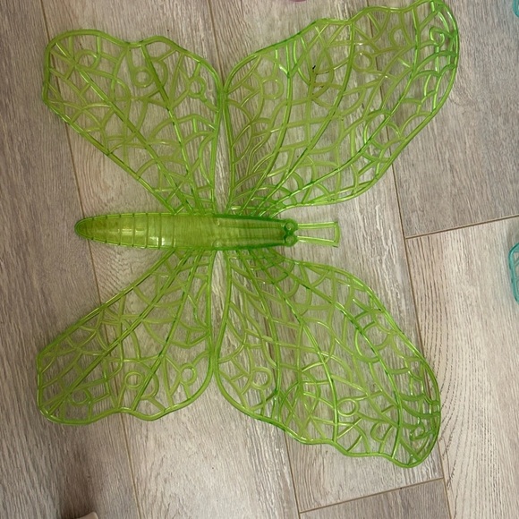 5/$25 Colourful Butterfly Wall trailer home Decor Set 🦋 - Picture 4 of 6